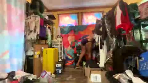 Queen Hilarity online show from March 7, 8:28 pm