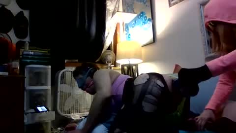 queenssissytoy online show from December 15, 2:32 pm