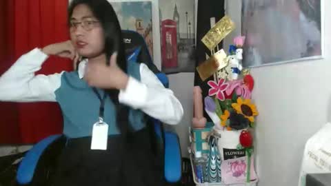 queensteffi online show from March 2, 11:11 pm