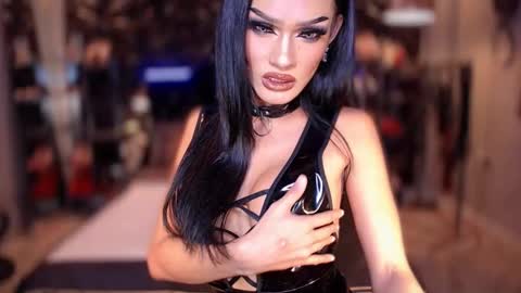 Snapshot of queenvalentinats chatting on February 12, 7:45 pm ValentinaMoone online show from February 12, 7:45 pm