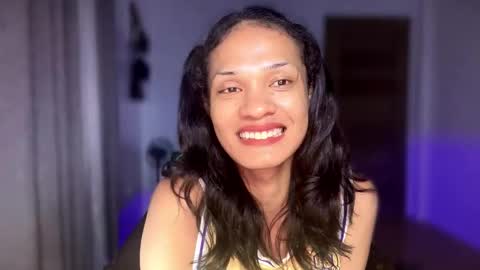 Snapshot of queenvalentinats chatting on October 14, 2:34 am ValentinaMoone online show from October 14, 2:34 am