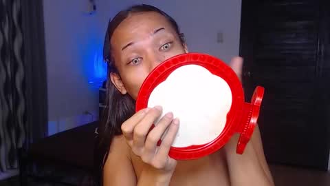 Snapshot of queenvalentinats chatting on November 10, 8:02 am ValentinaMoone online show from November 10, 8:02 am