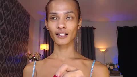 ValentinaMoone online show from June 19, 1:15 pm