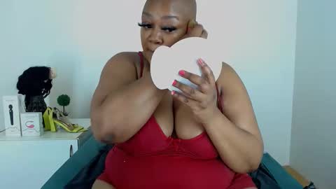 QUEENxJESSI online show from October 26, 8:48 pm