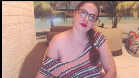 queenxnatasha online show from September 11, 8:53 pm