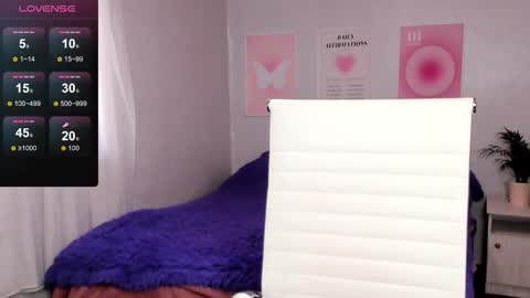 Anna online show from March 21, 7:35 am