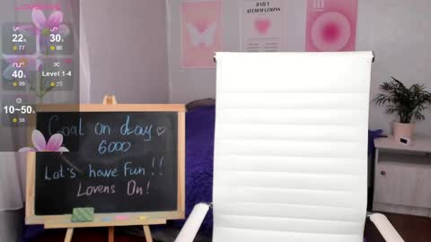 Anna online show from April 22, 6:05 am