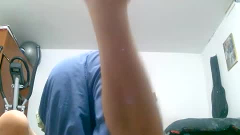 Snapshot of querubinrebelde chatting on December 7, 1:03 am Don Ramon online show from December 7, 1:03 am