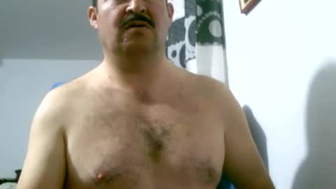 Snapshot of querubinrebelde chatting on January 29, 1:05 am Don Ramon online show from January 29, 1:05 am