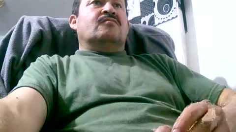 Snapshot of querubinrebelde chatting on March 8, 1:39 am Don Ramon online show from March 8, 1:39 am