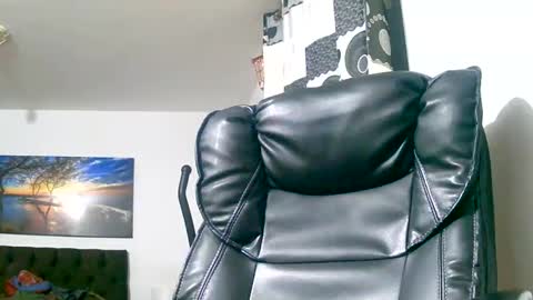 Snapshot of querubinrebelde chatting on March 10, 12:18 am Don Ramon online show from March 10, 12:18 am