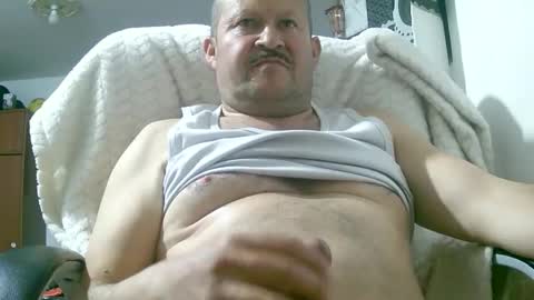 Snapshot of querubinrebelde chatting on October 4, 1:14 am Don Ramon online show from October 4, 1:14 am