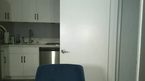 Jim online show from March 4, 4:51 am