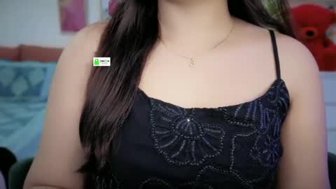 Snapshot of quest_queen chatting on July 21, 8:11 pm zaara online show from July 21, 8:11 pm