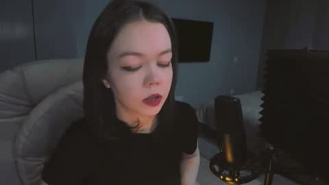 quietluxury online show from March 1, 1:35 pm