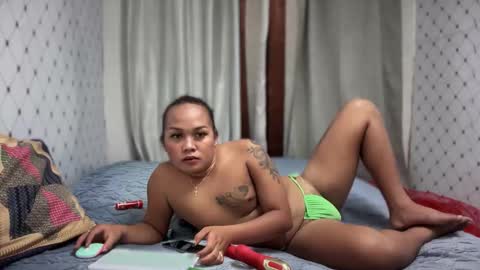 Snapshot of quinn_debzy chatting on September 22, 4:53 pm Debzy online show from September 22, 4:53 pm