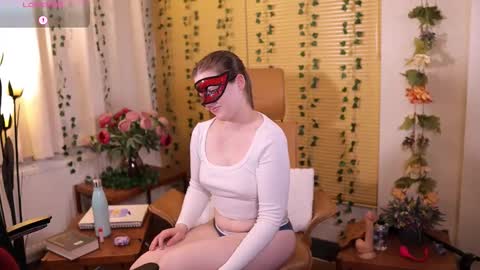 QuinnMonroe online show from February 4, 4:24 pm