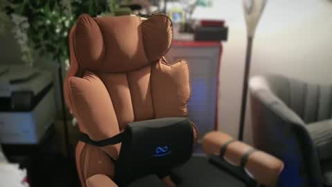 Snapshot of qweenviva chatting on September 11, 2:00 am ViVaLuvLicious online show from September 11, 2:00 am