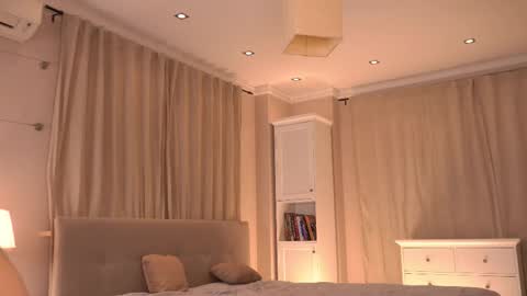 Snapshot of qwelbi chatting on November 14, 4:38 pm kiri online show from November 14, 4:38 pm