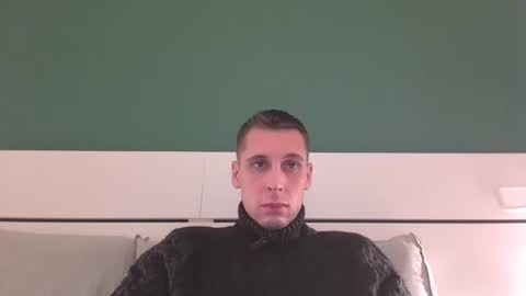 qwerty96cuck96 online show from December 26, 5:51 pm