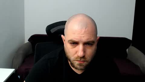 R0bila online show from September 28, 8:25 pm