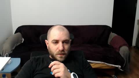 R0bila online show from February 15, 9:11 pm