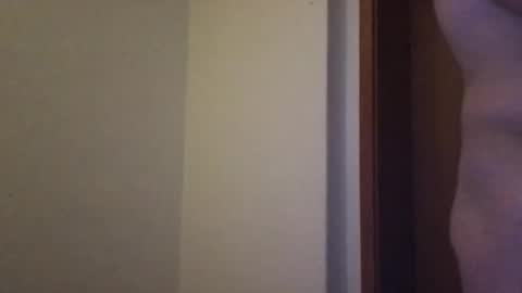 r213933 online show from April 25, 3:53 am