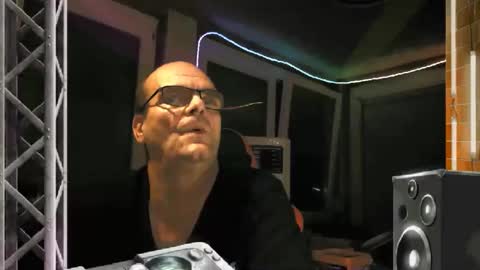 dj mike online show from October 13, 7:36 pm