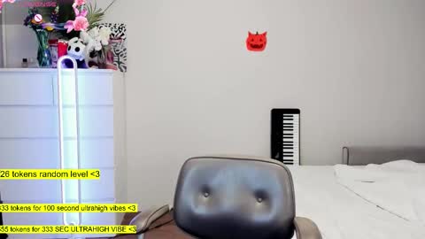 - online show from November 11, 12:32 am