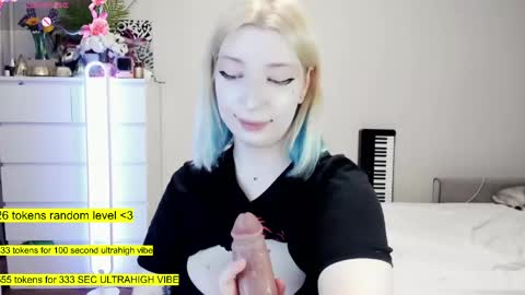 - online show from April 8, 11:27 pm