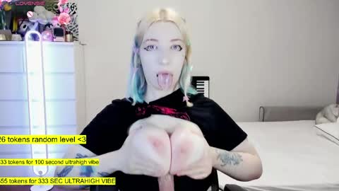 - online show from April 18, 7:18 pm