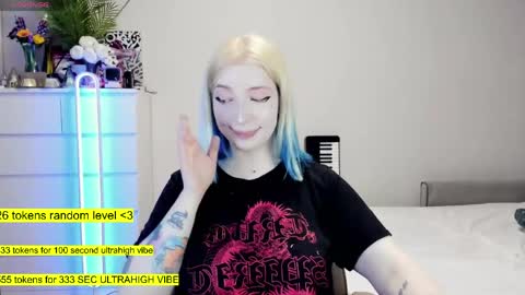 - online show from April 22, 5:14 pm