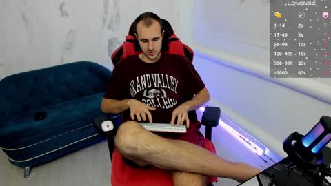 Snapshot of raamos chatting on December 9, 12:40 pm Nikita online show from December 9, 12:40 pm