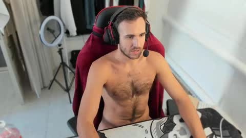 Snapshot of raamos chatting on September 15, 11:32 am Nikita online show from September 15, 11:32 am