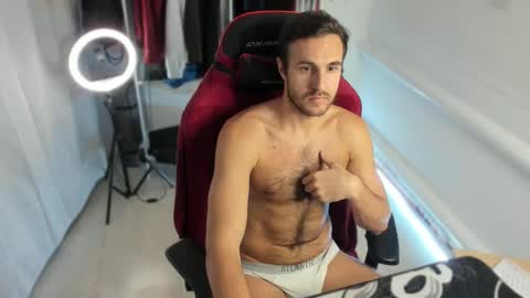 Snapshot of raamos chatting on October 10, 12:48 pm Nikita online show from October 10, 12:48 pm