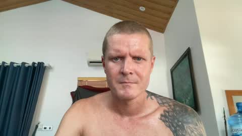 Snapshot of rabbit_eyes69 chatting on June 23, 5:38 am rabbit_eyes69 online show from June 23, 5:38 am