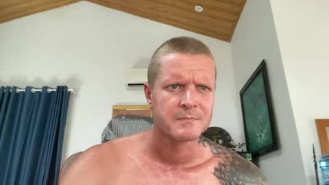 Snapshot of rabbit_eyes69 chatting on June 25, 3:17 am rabbit_eyes69 online show from June 25, 3:17 am