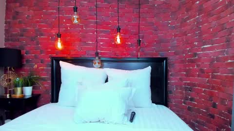 Snapshot of rachel_quinn_ chatting on February 22, 4:51 am rachel_quinn_ online show from February 22, 4:51 am