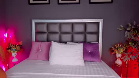 Snapshot of rachel_quinn_ chatting on October 15, 3:39 am rachel_quinn_ online show from October 15, 3:39 am