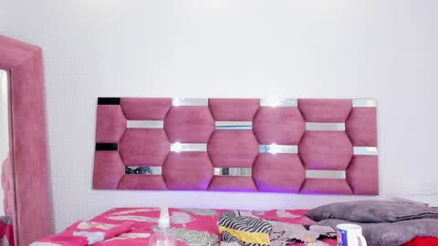  DALIANA  online show from February 7, 2:40 am