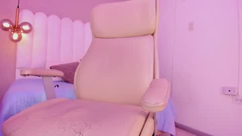 Mariana online show from February 1, 7:23 pm