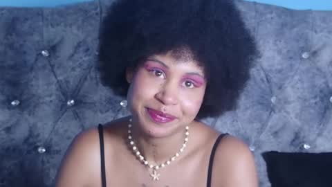 Snapshot of rachelannxd chatting on October 25, 2:30 am RachelAnn online show from October 25, 2:30 am