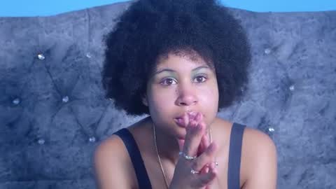 RachelAnn online show from December 5, 7:39 am