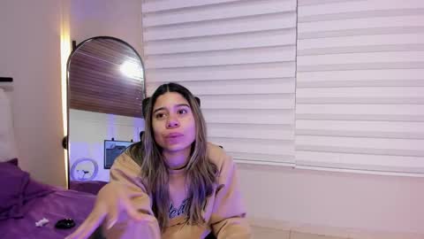 Rachell online show from October 4, 4:32 am