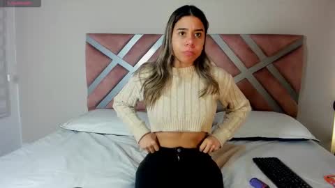 Rachell online show from October 18, 3:42 am