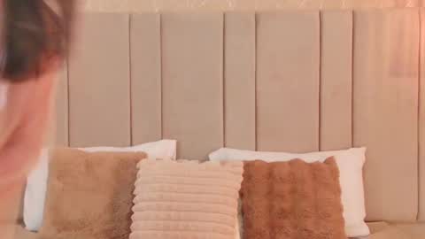 Rachell online show from February 3, 2:02 pm