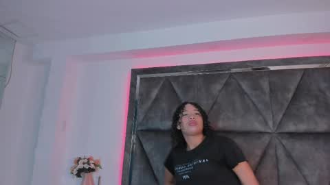 Snapshot of rachell_grey_ chatting on October 1, 2:50 am Rachel online show from October 1, 2:50 am