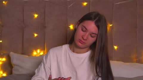 Snapshot of rachellsimpson chatting on December 8, 6:39 pm RachellSimpson online show from December 8, 6:39 pm