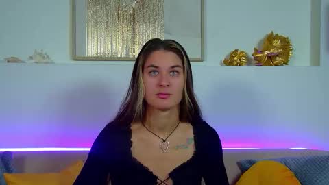 Snapshot of rachellsimpson chatting on October 5, 6:17 pm RachellSimpson online show from October 5, 6:17 pm