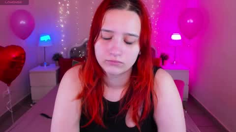 Snapshot of rachelpirce chatting on February 11, 2:03 am Rachel online show from February 11, 2:03 am